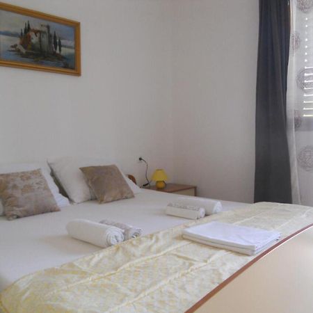 Apartments Ivo - With Terrace Supetarska Draga Luaran gambar